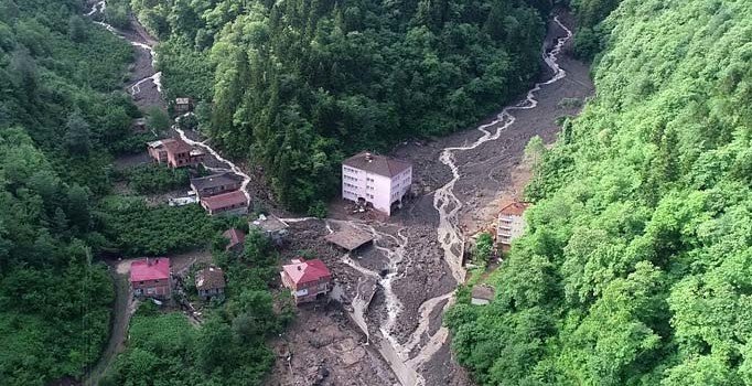 Meteotolojiden Doğu Karadeniz için önemli uyarı: Ani sel ve heyelan olabilir