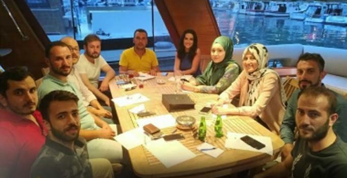 Beykoz AK Parti Gençlik Kolları'nın yatta toplantı yapması tepki çekti