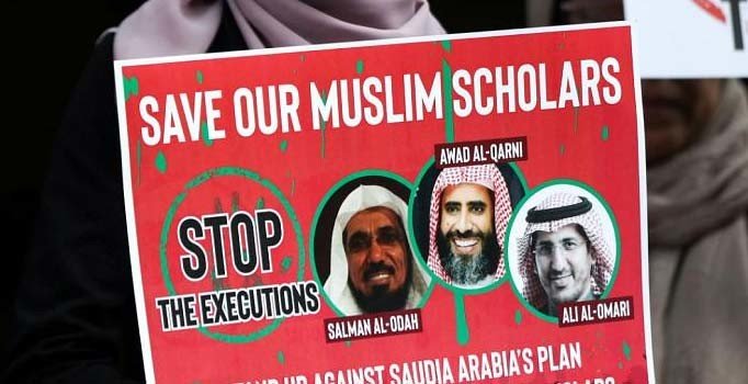Suudi Arabistan'da vaizlerin idamla yargılandığı dava ertelendi