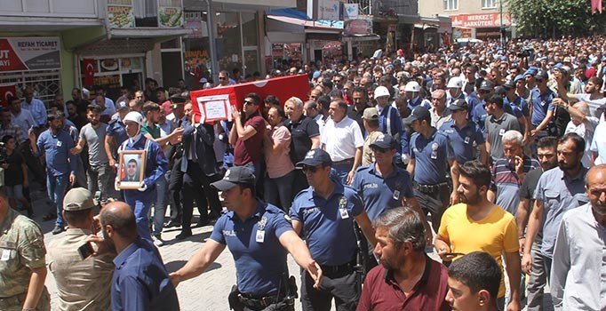 Şehit uzman çavuş, son yolculuğuna uğurlandı