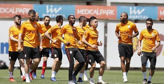 Galatasaray, İtalya'ya gitti