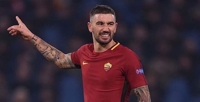 Roma'dan Fenerbahçelileri heyecanlandıran Kolarov paylaşımı