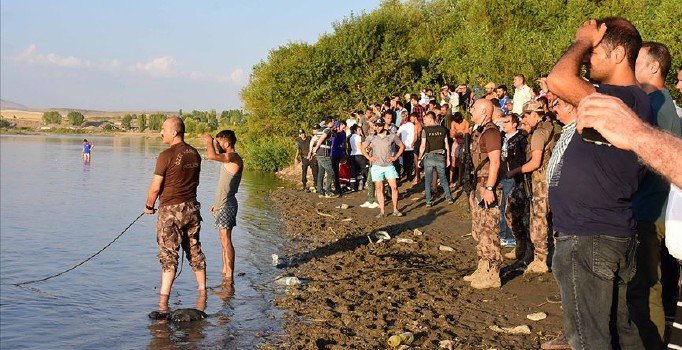 Murat Nehri'nde boğulma tehlikesi geçiren Boran Yıldırım da öldü