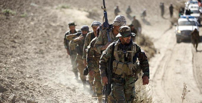 Afganistan'da Taliban'a operasyon: Çok sayıda militan öldürüldü