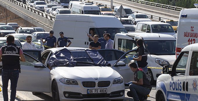 İş insanı Zinnur Erol'u arabasında infaz eden zanlı emniyetin önünde intihar etti