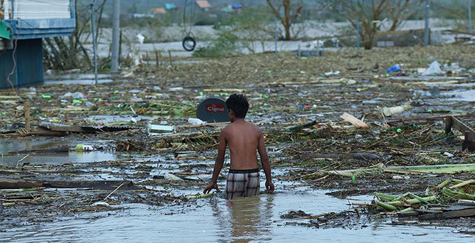 Vietnam'ı Wipha tayfunu vurdu: 5 ölü,13 kayıp