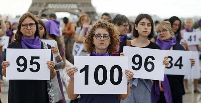 Fransa'da kadına şiddet uygulayan erkeklere elektronik kelepçe takılacak