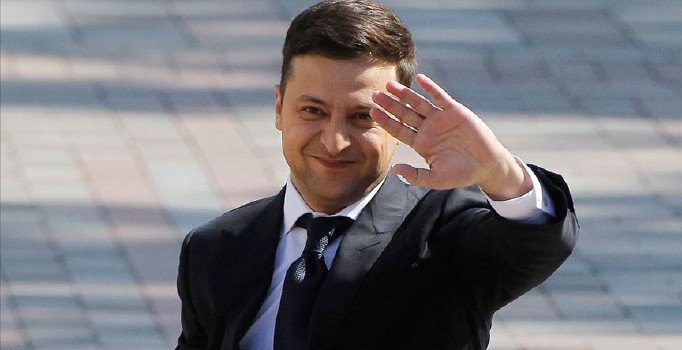 Ukrayna'da dengeleri değiştirecek yasa: Devlet başkanı görevden alınabilecek