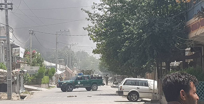 Afganistan'da bombalı saldırı: 6 ölü