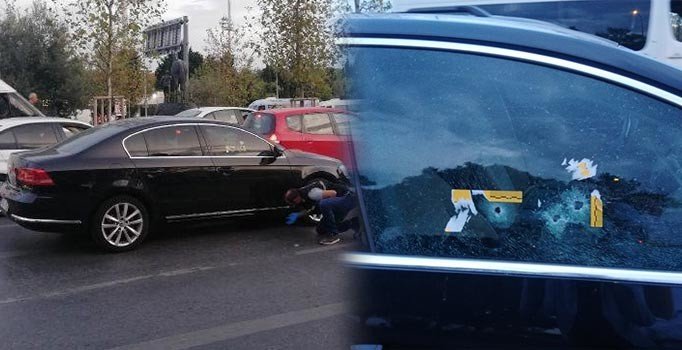 Bakırköy'de lüks otomobile silahlı saldırı: Sürücü yaralı