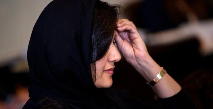 Suudi Arabistan'da yabancı kadınlara otelde kalma izni verildi